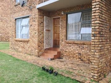 2 Bedroom Apartment in The Reeds
