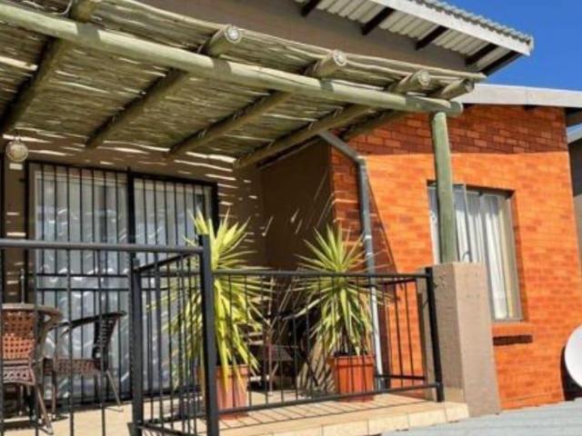 2 Bedroom Apartment in Theresapark