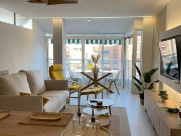 2 BEDROOM APARTMENT IN TORREVIEJA