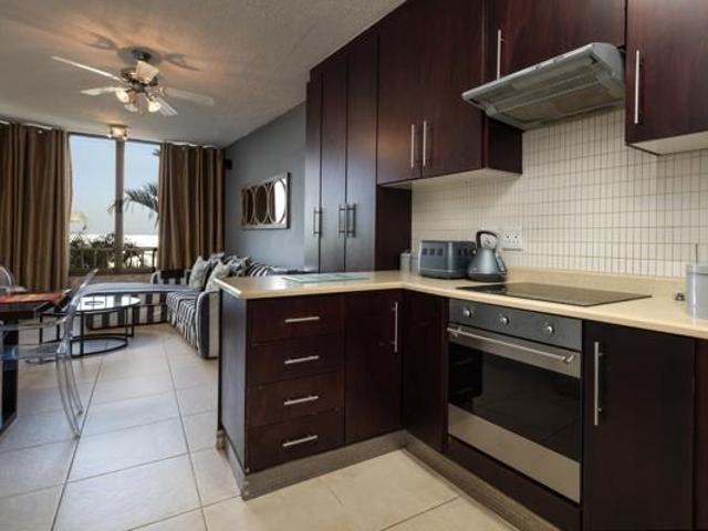 2 Bedroom Apartment in Umhlanga Rocks