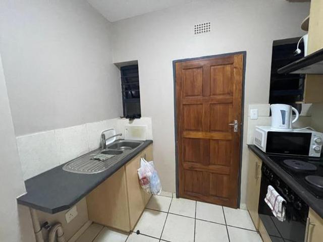 2 Bedroom Apartment in Vyfhoek AH