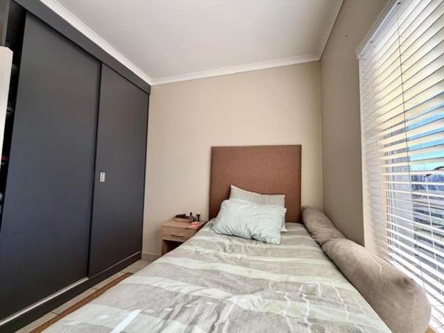2 Bedroom Apartment in Van Der Hoff Park