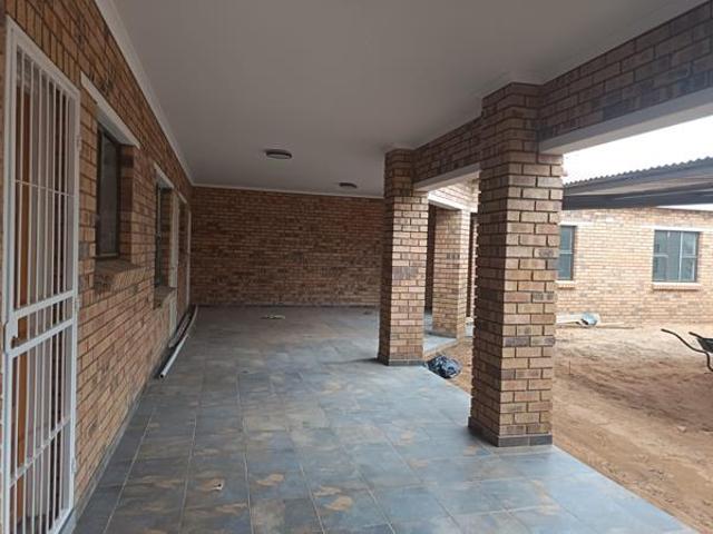 2 Bedroom Apartment in Vryburg