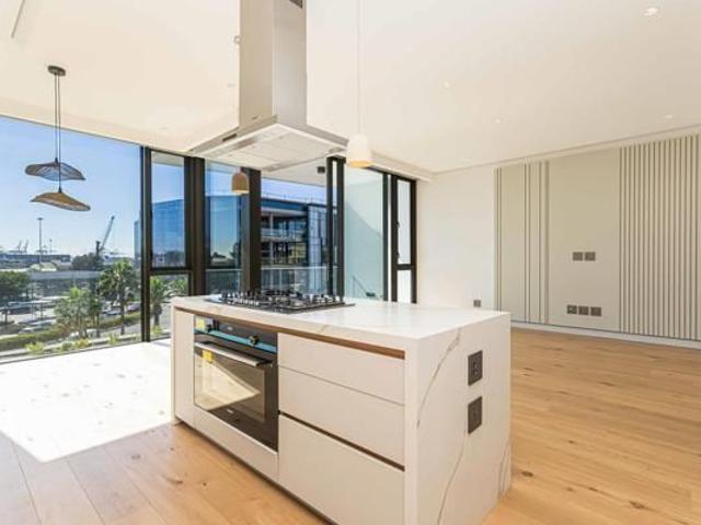 2 Bedroom Apartment in Waterfront