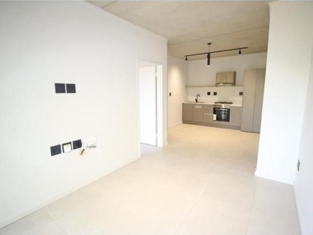 2 Bedroom Apartment in Waverley