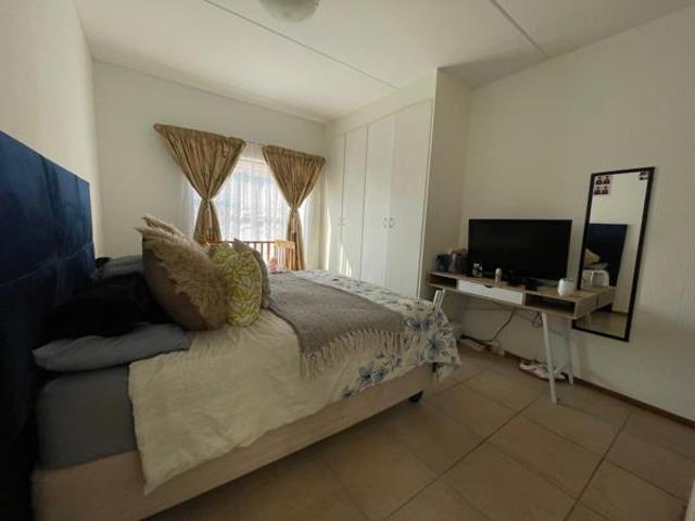 2 Bedroom Apartment in Weltevreden Park