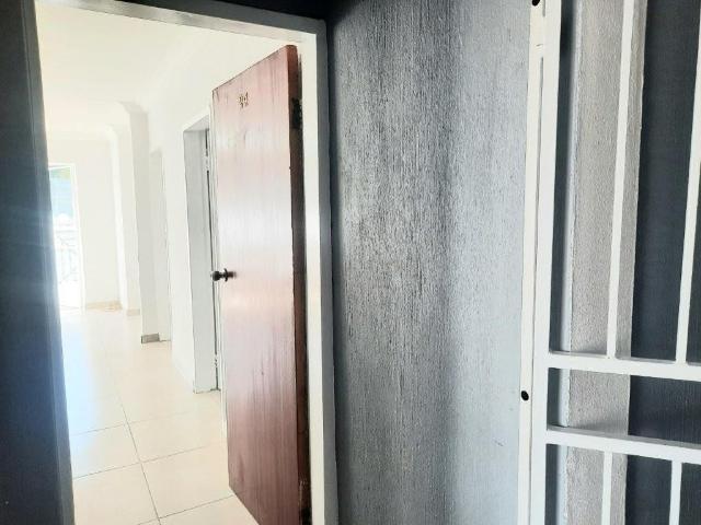 2 Bedroom Apartment in Weltevreden Park