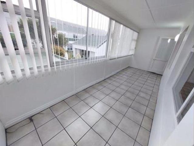 2 Bedroom Apartment in Westcliff