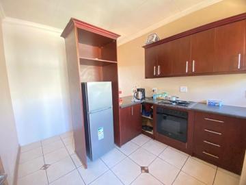 2 Bedroom Apartment in Willows