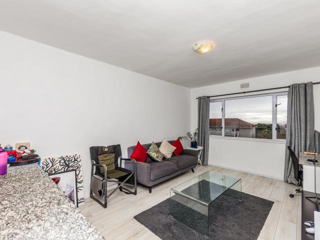 2 Bedroom Apartment in Woodstock