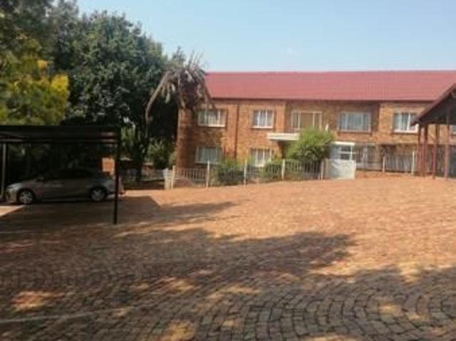 2 Bedroom Apartment in Zwartkop
