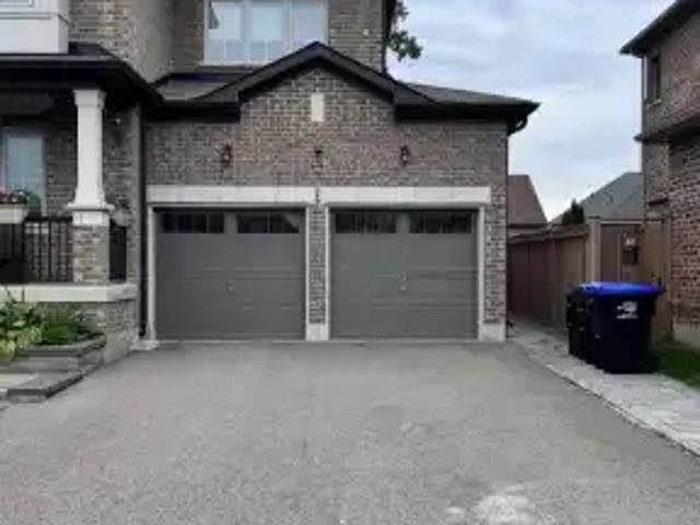 2 Bedroom Apartment Innisfil ON 105486551