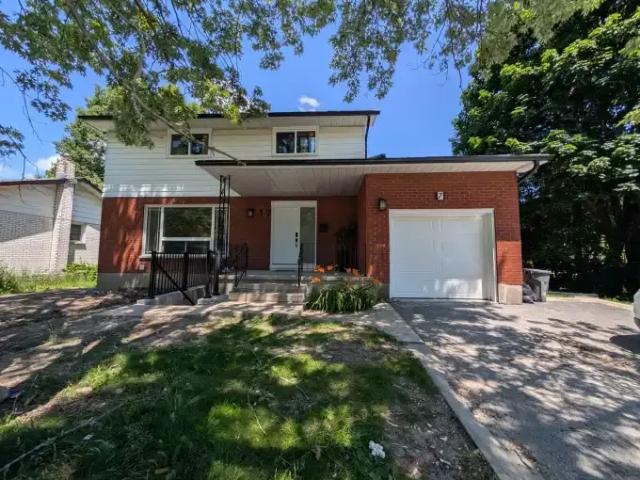 2 Bedroom Apartment Kingston ON 104824506