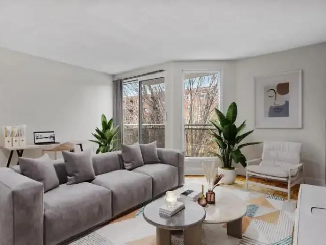 2 Bedroom Apartment Kingston ON 99792651