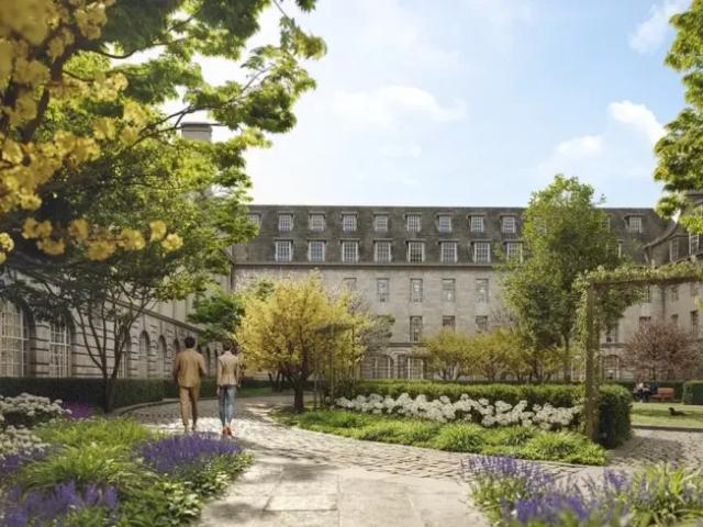 2 Bedroom Apartment Kingston Upon Thames London 102754860