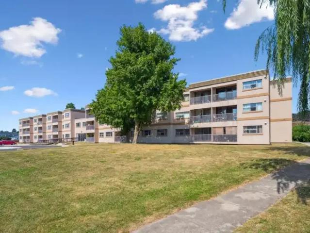 2 Bedroom Apartment Kitchener ON 103840068