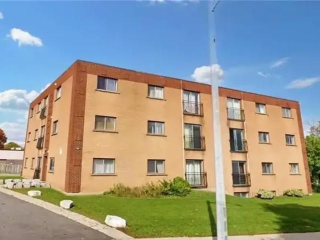 2 Bedroom Apartment Kitchener ON 105543597