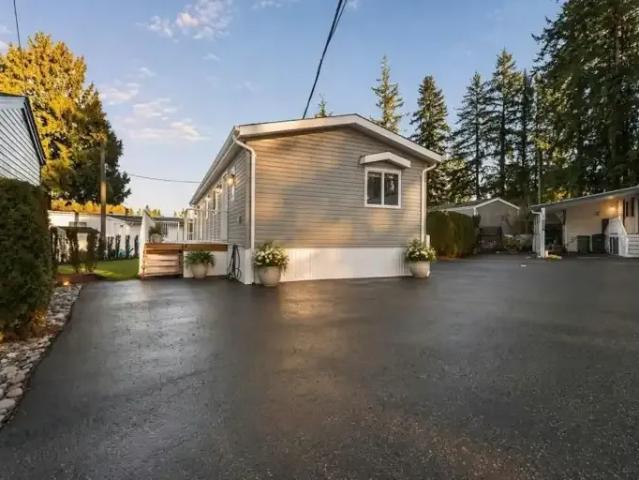 2 Bedroom Apartment Langley Township BC 104864040