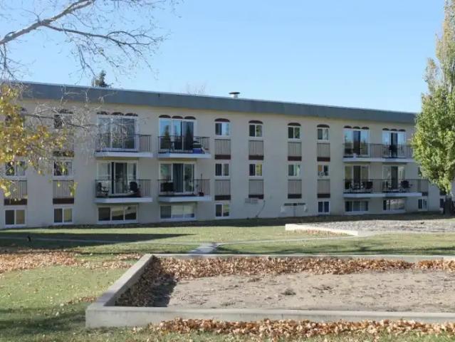 2 Bedroom Apartment Lethbridge AB LS100706951