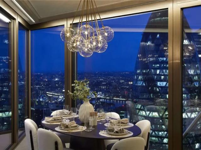 2 Bedroom Apartment Liverpool Street London 102596399