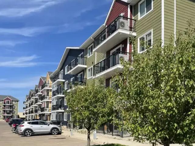 2 Bedroom Apartment Lloydminster AB 103610879