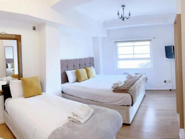 2 Bedroom Apartment London London 77458494