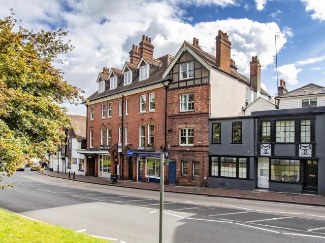 2 Bedroom Apartment, London Road, Tunbridge Wells
