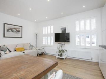 2 Bedroom Apartment Londres Greater London 101676021
