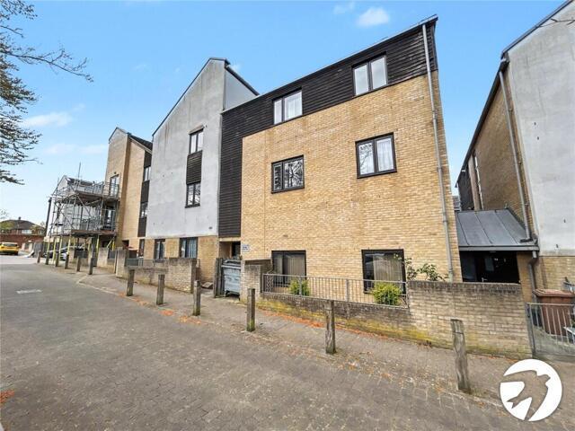 2 Bedroom Apartment Londres Greater London 101676408