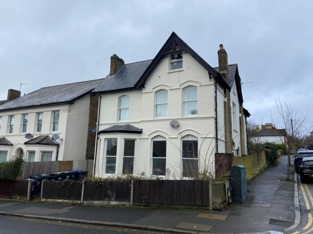 2 Bedroom Apartment Londres Greater London 101892340