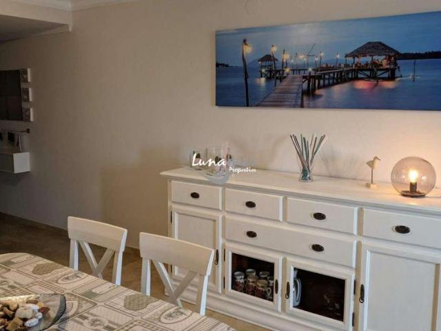 2 bedroom apartment long season