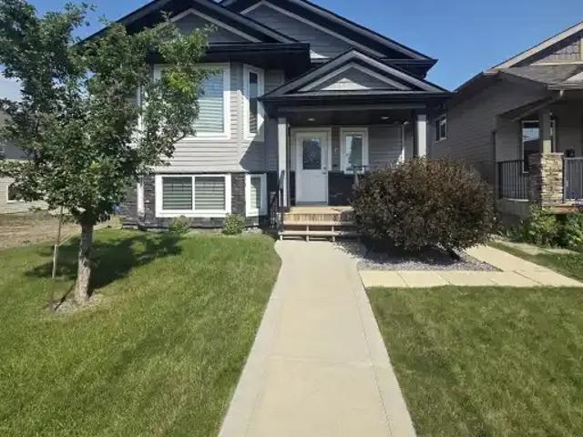 2 Bedroom Apartment Penhold AB LS105378194