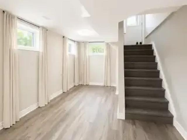 2 Bedroom Apartment Peterborough ON 105022773
