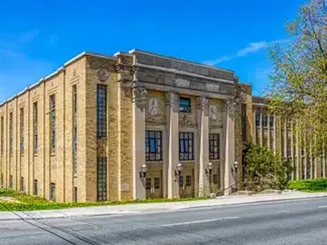 2 Bedroom Apartment Peterborough ON LS104985047