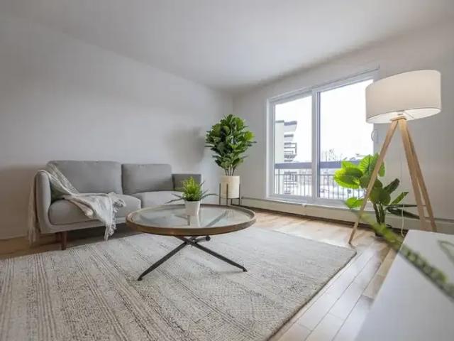 2 Bedroom Apartment Pierrefonds QC 100525844
