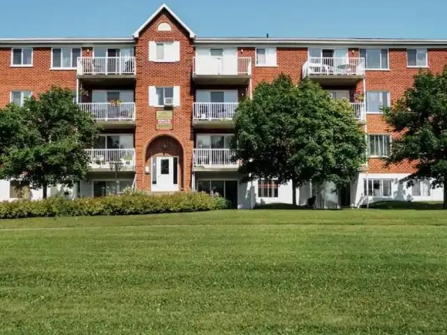 2 Bedroom Apartment Quebec QC 104875560