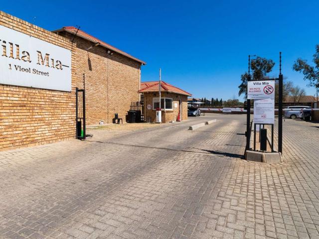 2 Bedroom Apartment Rynfield