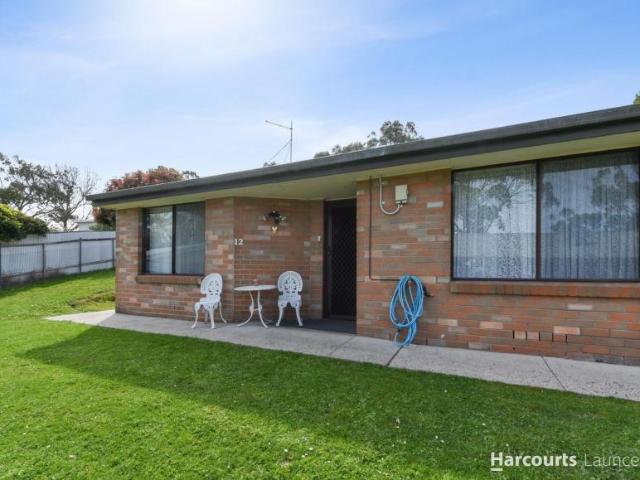 2 Bedroom Apartment Ravenswood TAS 106065680
