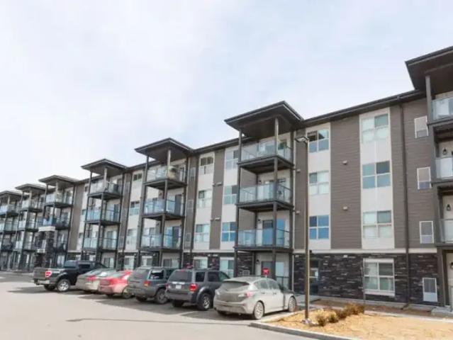 2 Bedroom Apartment Regina SK 103694501