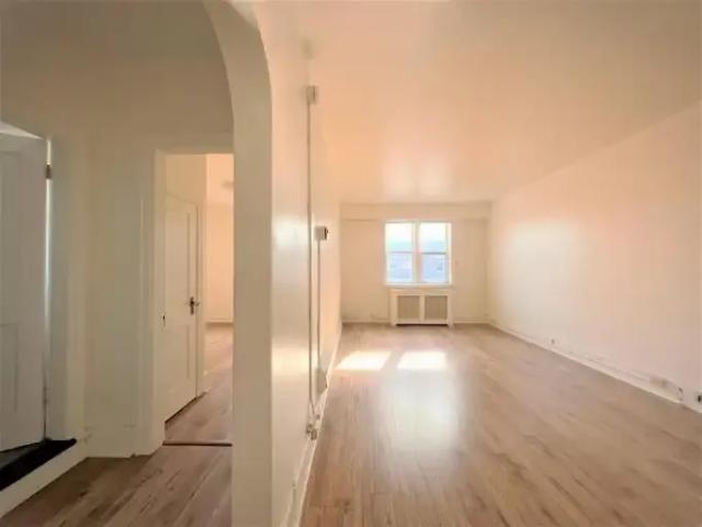 2 Bedroom Apartment Regina SK LS105071220