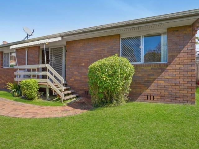 2 Bedroom Apartment Redcliffe, QLD 105626643