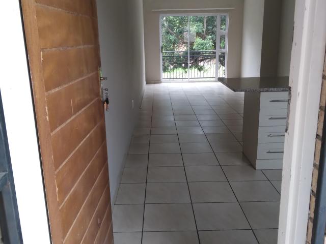 2 Bedroom Apartment Rented in Annlin Wes