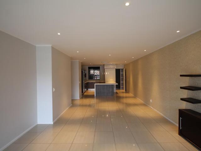 2 Bedroom Apartment Rented in Houghton Estate | Zareena Kara Properties