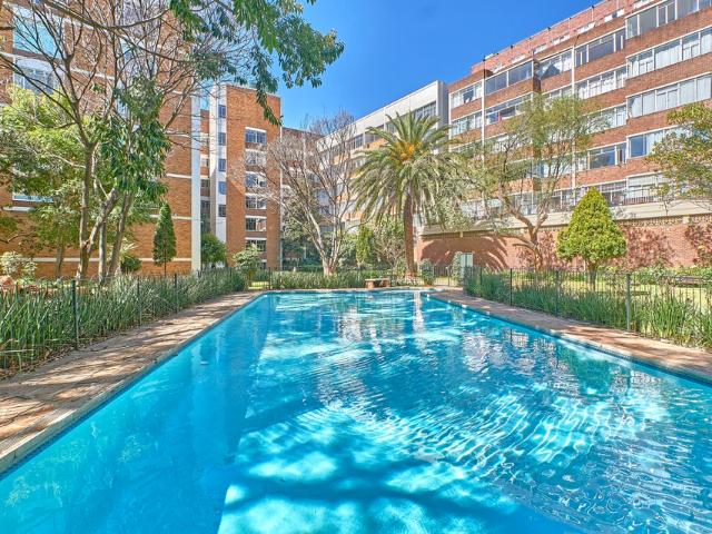 2 Bedroom Apartment Rented in Killarney | Zareena Kara Properties