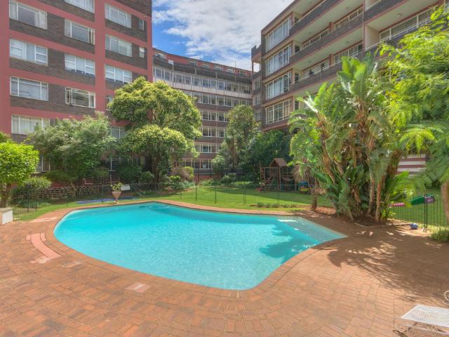 2 Bedroom Apartment Rented in Killarney | Zareena Kara Properties