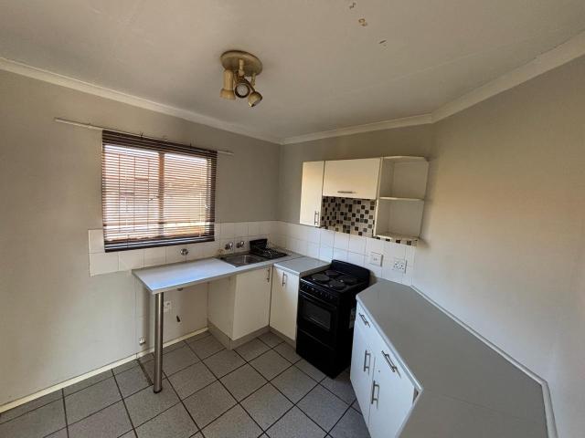 2 Bedroom Apartment Rented in Lakefield