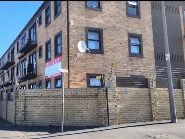 2 Bedroom apartment rented in Retreat, Cape Town