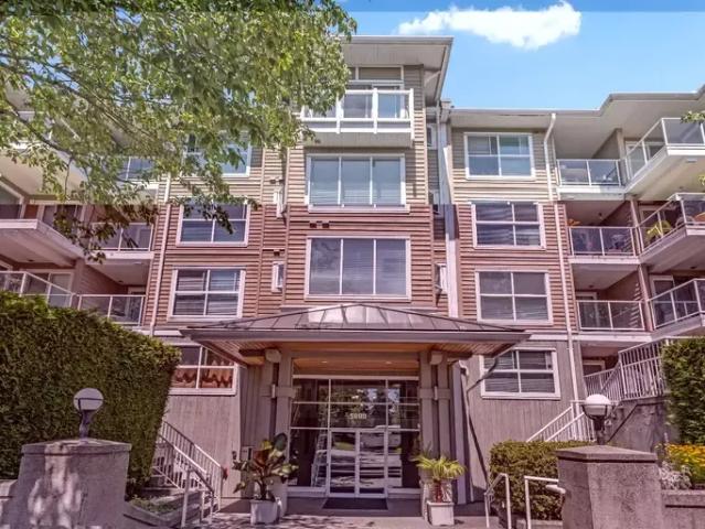 2 Bedroom Apartment Richmond BC 105268622