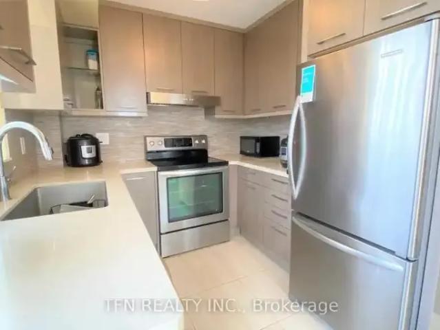 2 Bedroom Apartment Richmond Hill ON 105167447
