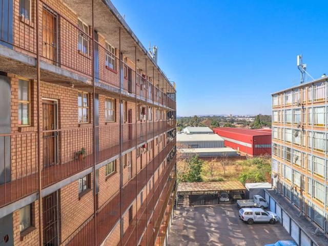 2 Bedroom Apartment ro Rent